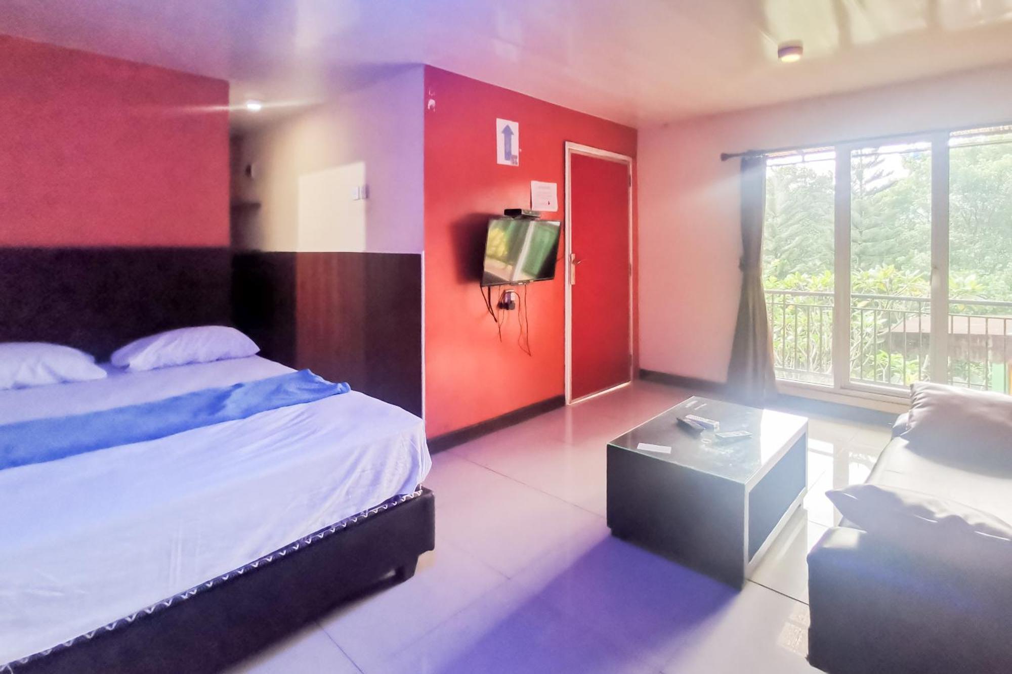 Hotel Container Inn Mitra Reddoorz Gadok Exterior foto